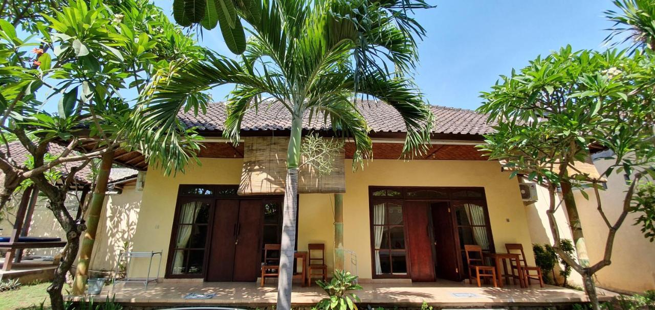 Teratai Boutique Resort Amed Esterno foto